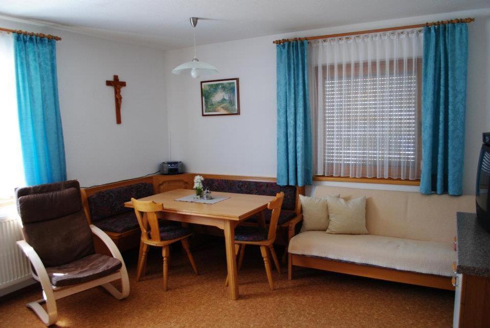 Apartment Maierhof Flirsch Bilik gambar